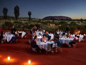 【1日目または2日目に追加】サウンズ・オブ・サイレンス(サンセット&星空鑑賞 + 3コースビュッフェディナー)英語