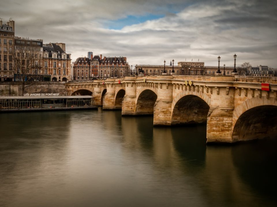 世界遺産 パリのセーヌ河岸|ホットホリデー